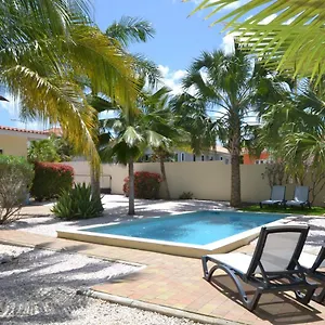 Relex With Private Pool Villa
